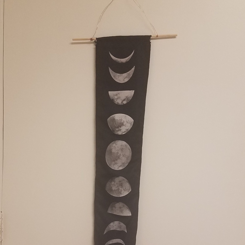 Moon Phase Tapestry 2.5'
